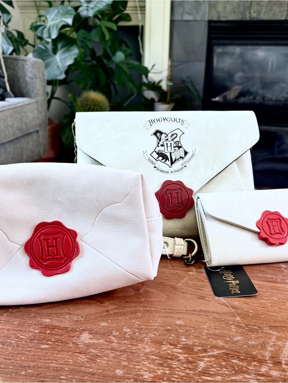 Harry Potter Hogwarts Letter Crossbody 3 Piece Set